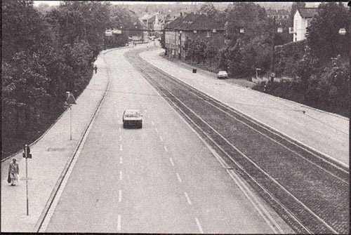 Universitaetsstrasse 1975